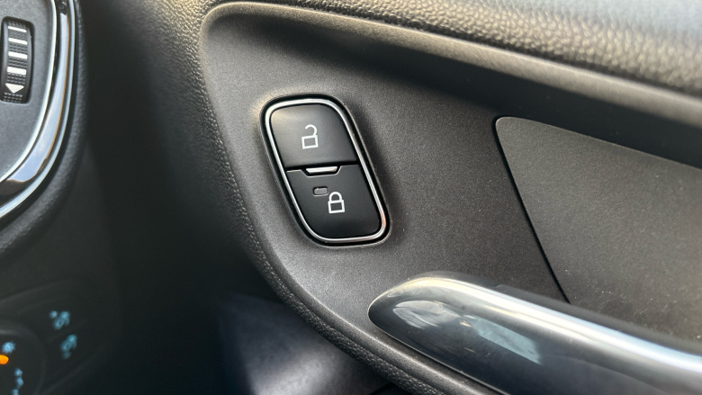 Ford Fiesta 1.1 Zetec 5dr Petrol Hatchback